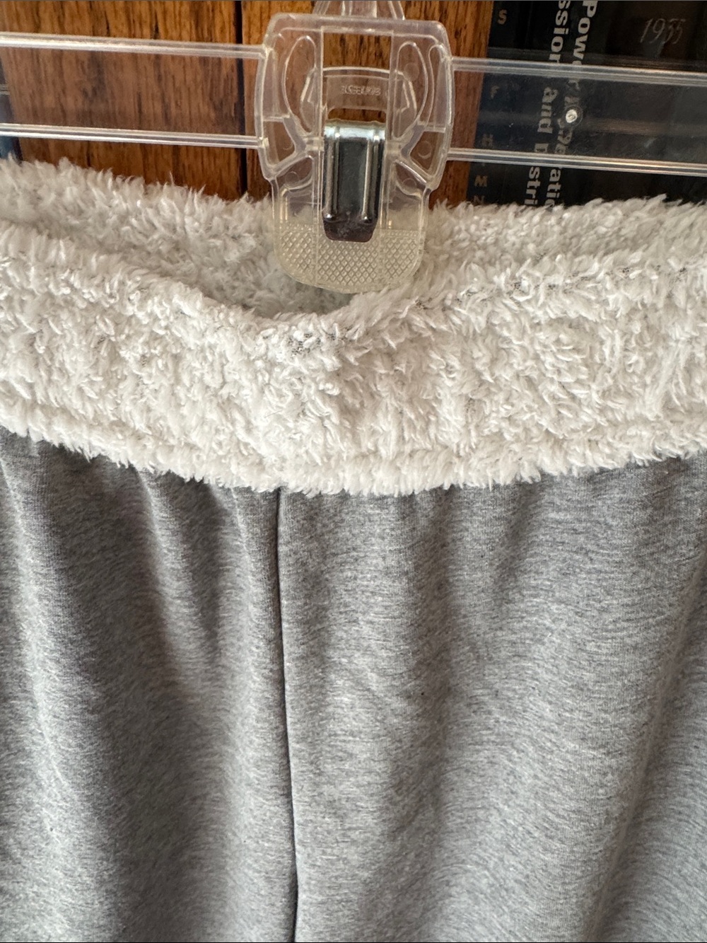 No Boundaries Gray Fleece Jogger Pants with Cream Waistband - Picture 5 of 5